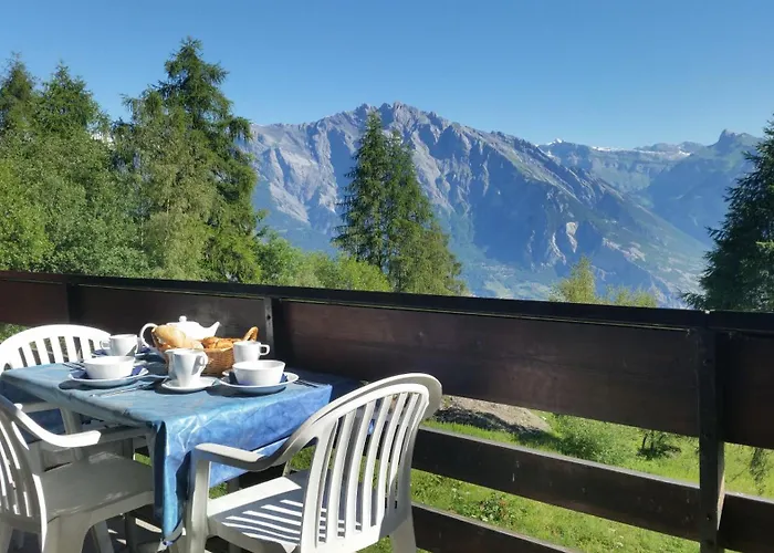 Апартаменты Richemont 106 Ла-Тзума